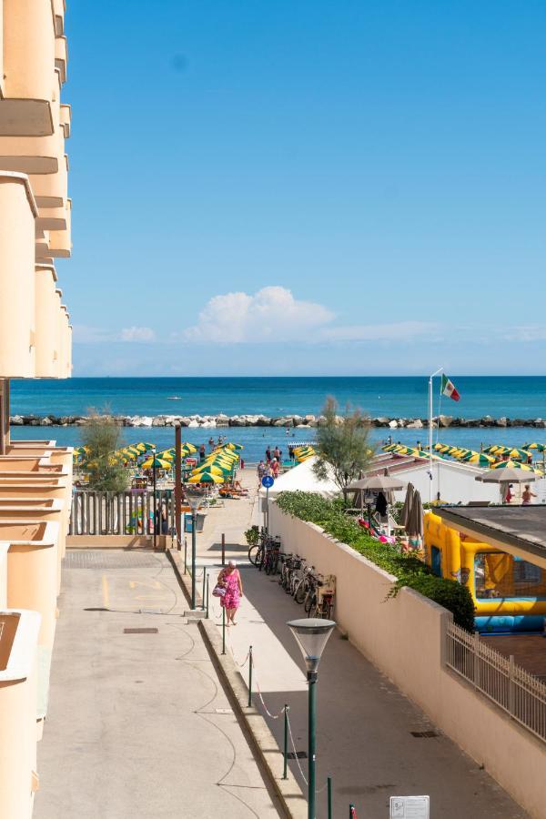 Hotel Martinez